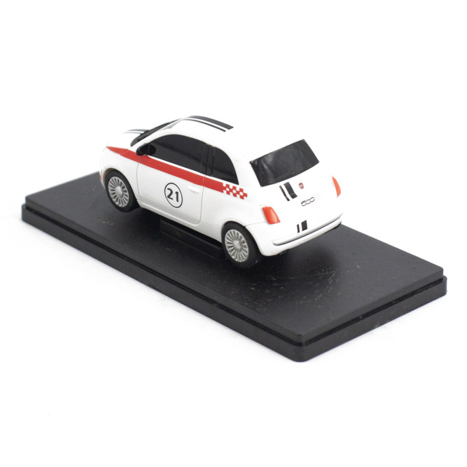 Машинка FIAT 500 для автотрека 1:43 - TR-C23