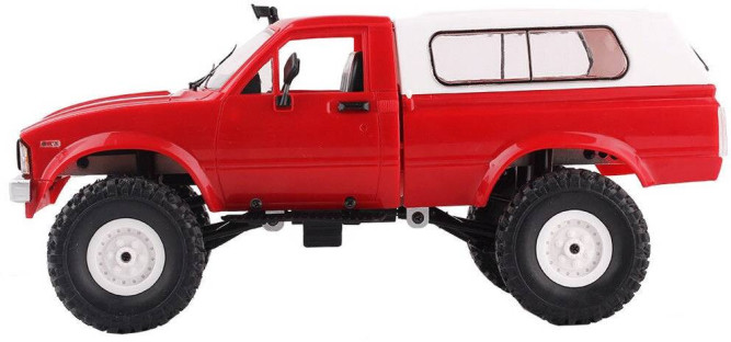 Радиоуправляемая машина WPL пикап Hilux (красная) 4WD 2.4G 1:16 RTR - WPLC-24-RED