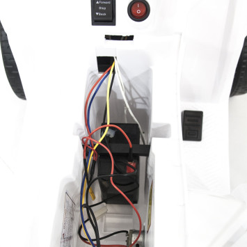 Детский квадроцикл R1 на резиновых колесах 6V - 3201-WHITE