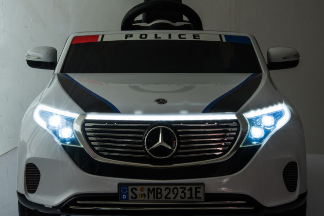 Детский электромобиль Mercedes Benz Police EQC 400 4MATIC - HL378-WHITE