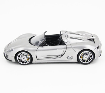 Радиоуправляемая машина Porsche 918 Spider Silver 1:14 - 2246J-S