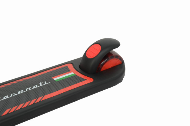 Трехколесный беговел-самокат Maserati с сиденьем - CLB-0140-BLACK