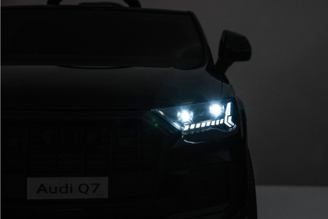 Детский электромобиль Audi Q7 12V 2WD - HL678-LUX-BLACK