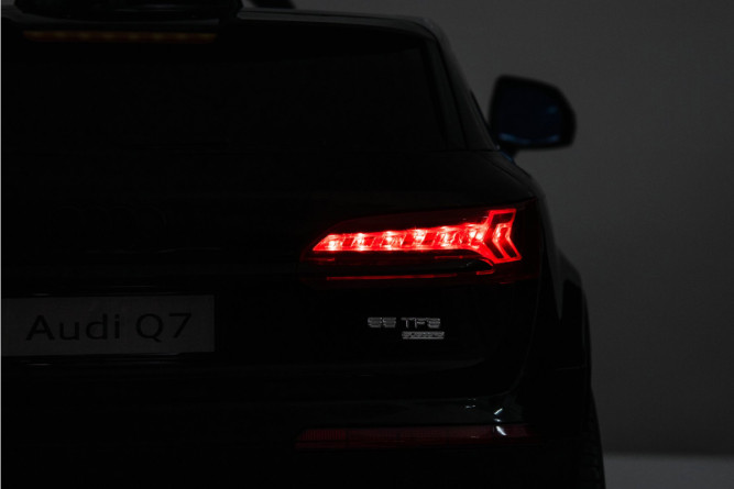 Детский электромобиль Audi Q7 12V 2WD - HL678-LUX-BLACK