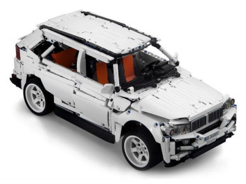 Конструктор CADA deTech внедорожник BMW G5 4WD (2208 деталей) - C61007W