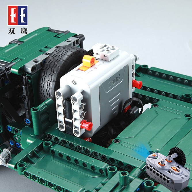 Конструктор Double E Cada Technics, боевая машина &amp;quot;Катюша&amp;quot;, 1369 деталей, пульт управления - C61002W