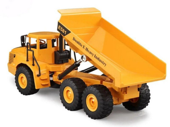 Радиоуправляемый самосвал Double Eagle Volvo 1:26 2.4G - E581-003