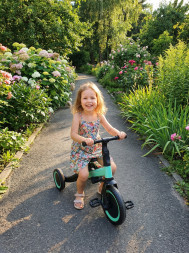 Детский беговел-велосипед 8в1 с крышей и ручкой, зеленый - TR008C-CYAN