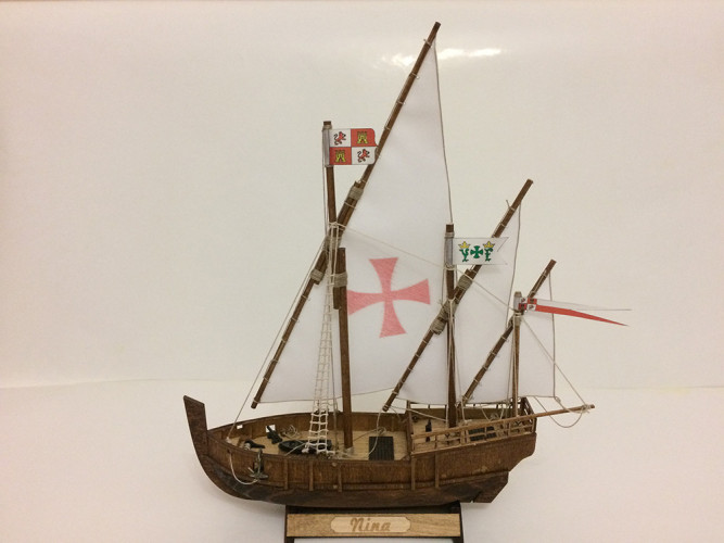 Конструктор из дерева корабль КАРАВЕЛЛА La Nina с инструментами - K09N