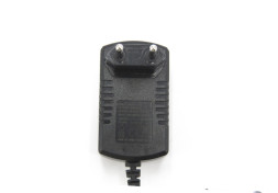 Зарядное устройство HKI 12V 1000 mAh для электромобилей - HK150V-120100
