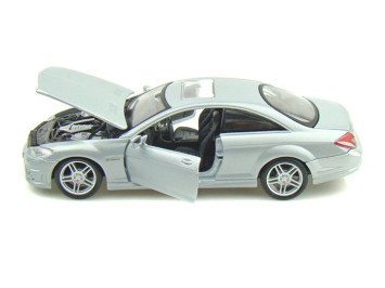 Металлическая модель Maisto Mercedes-Benz CL 63 AMG 1:24 - 31900