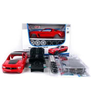 Сборная металлическая модель Maisto Ford Mustang Boss 302 1:24 - 39900